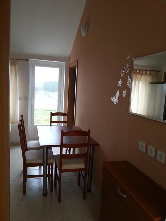 Apartments Sunce 鲁巴达 外观 照片